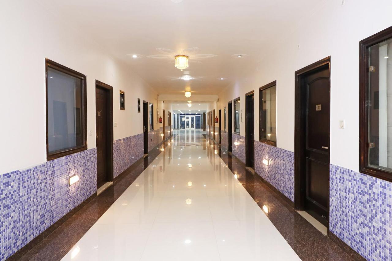 Oyo Hotel Inn Way Sonipat Zewnętrze zdjęcie